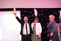 Peter Mols Celebrates Networker of the Year Award